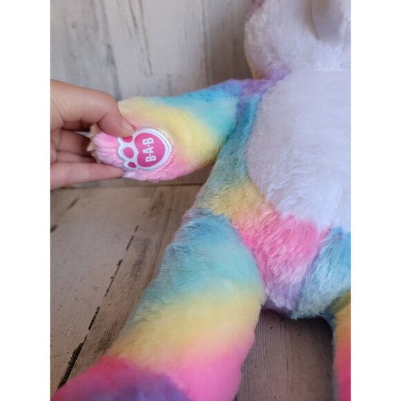 Great Wolf Lodge Build-A-Bear rainbow exclusive plush stuffed animal - Picture 4 of 7